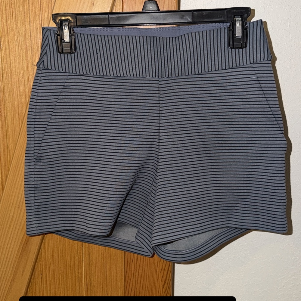 Lululemon striped short